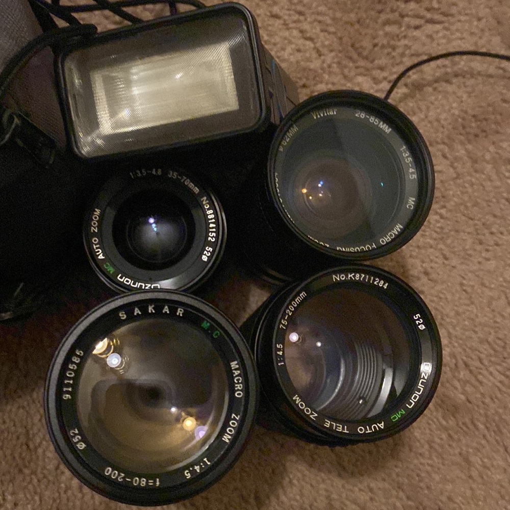 Old camera stuff - Picture 3 of 3